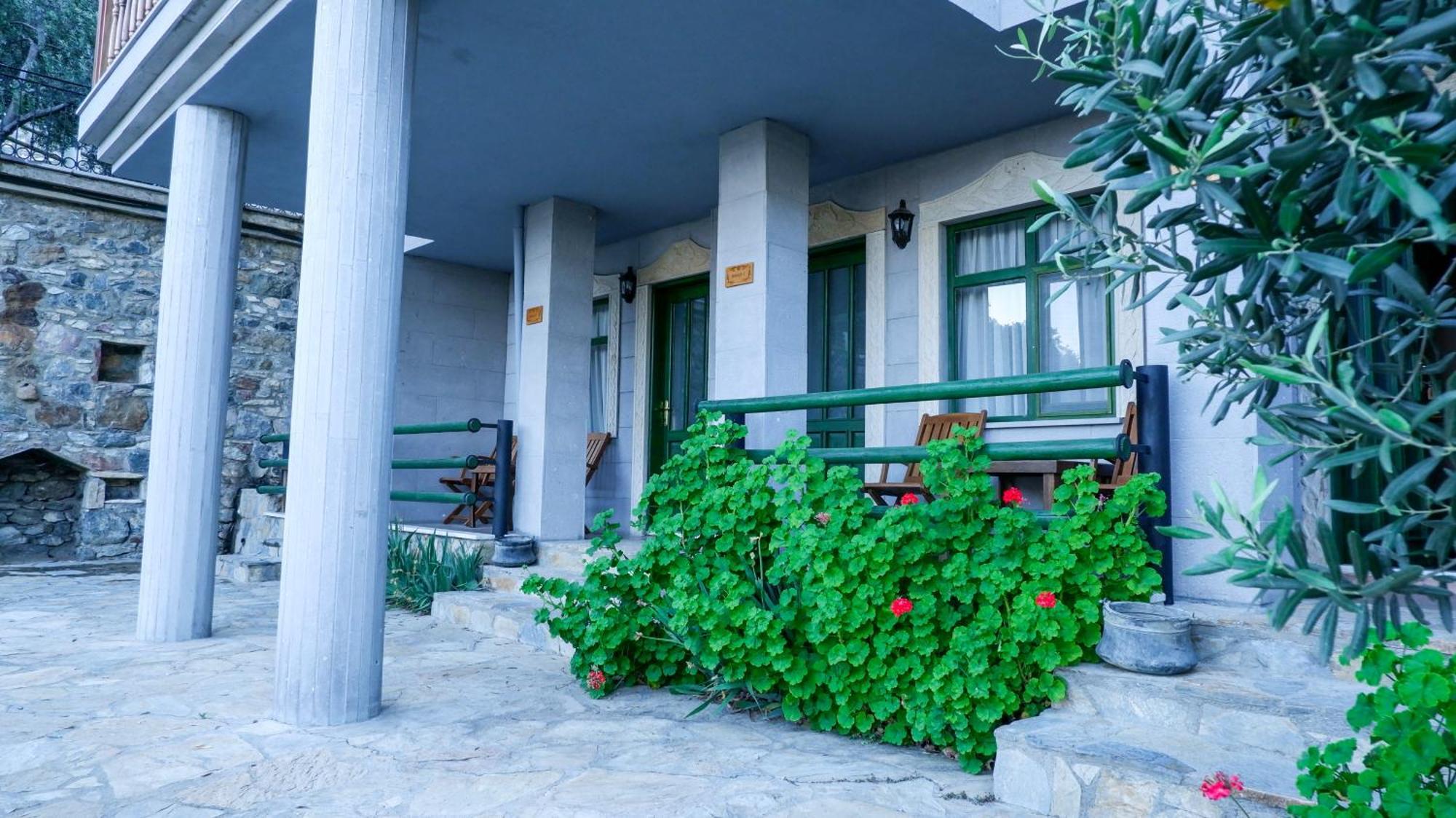 Kazdagi Atila Bey Konagi Hotel Ayvacik Ngoại thất bức ảnh