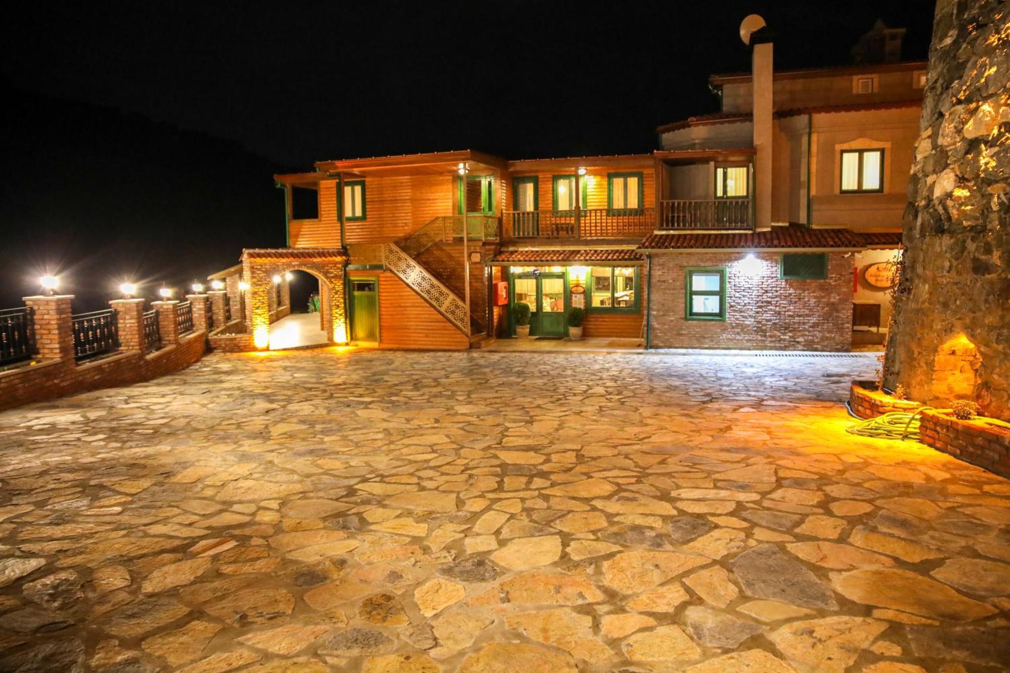 Kazdagi Atila Bey Konagi Hotel Ayvacik Ngoại thất bức ảnh